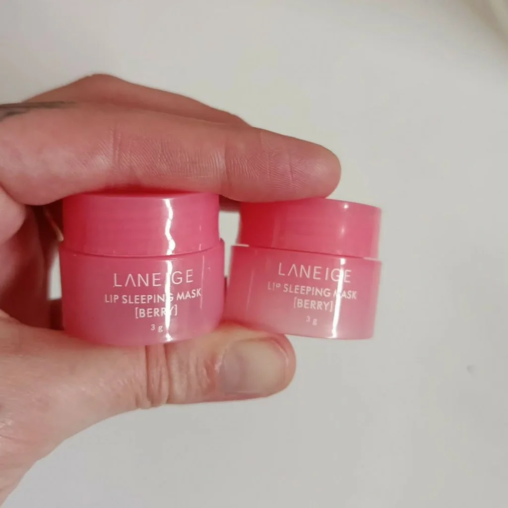 Laneige baume a lèvres neuf lot 